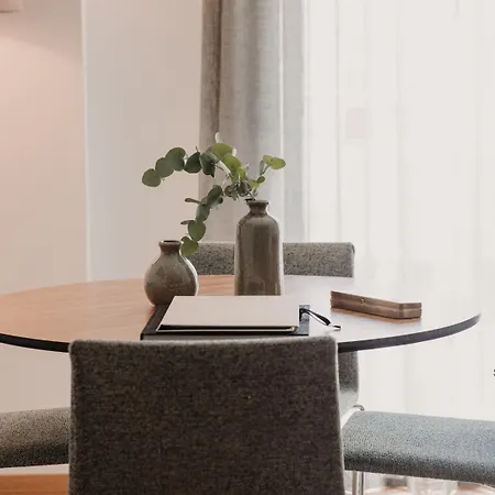 Parker The Urban Flats Apartment *