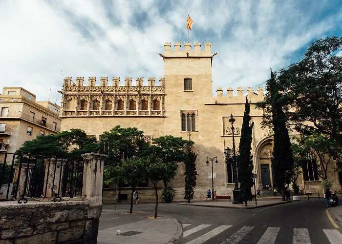 Parker The Urban Flats Апартаменты *