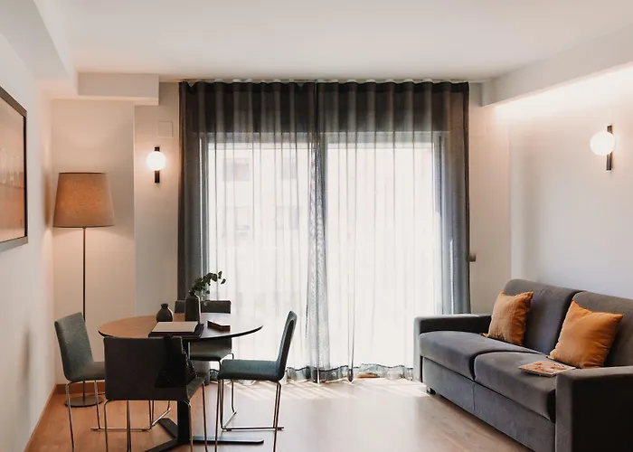 Parker The Urban Flats Апартаменты *